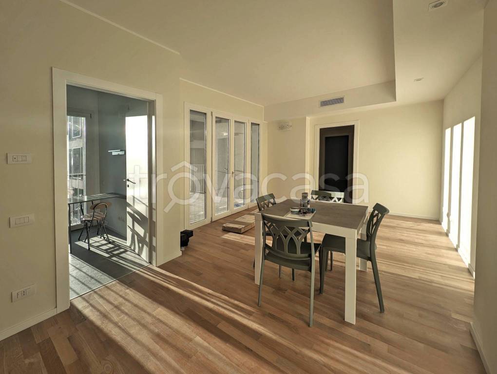 appartamento in affitto a Milano