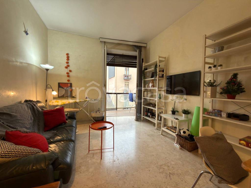 appartamento in affitto a Milano in zona Porta Romana