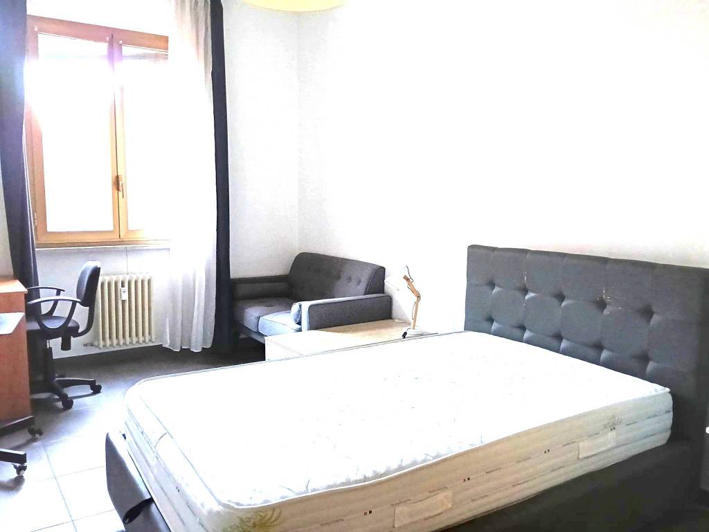 appartamento in affitto a Milano in zona Vigentino