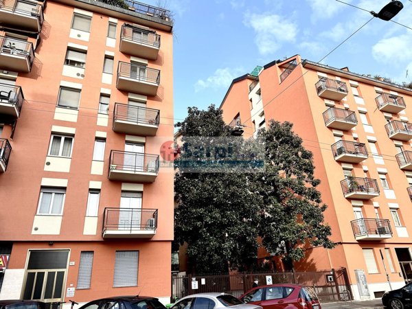 appartamento in affitto a Milano in zona Lorenteggio