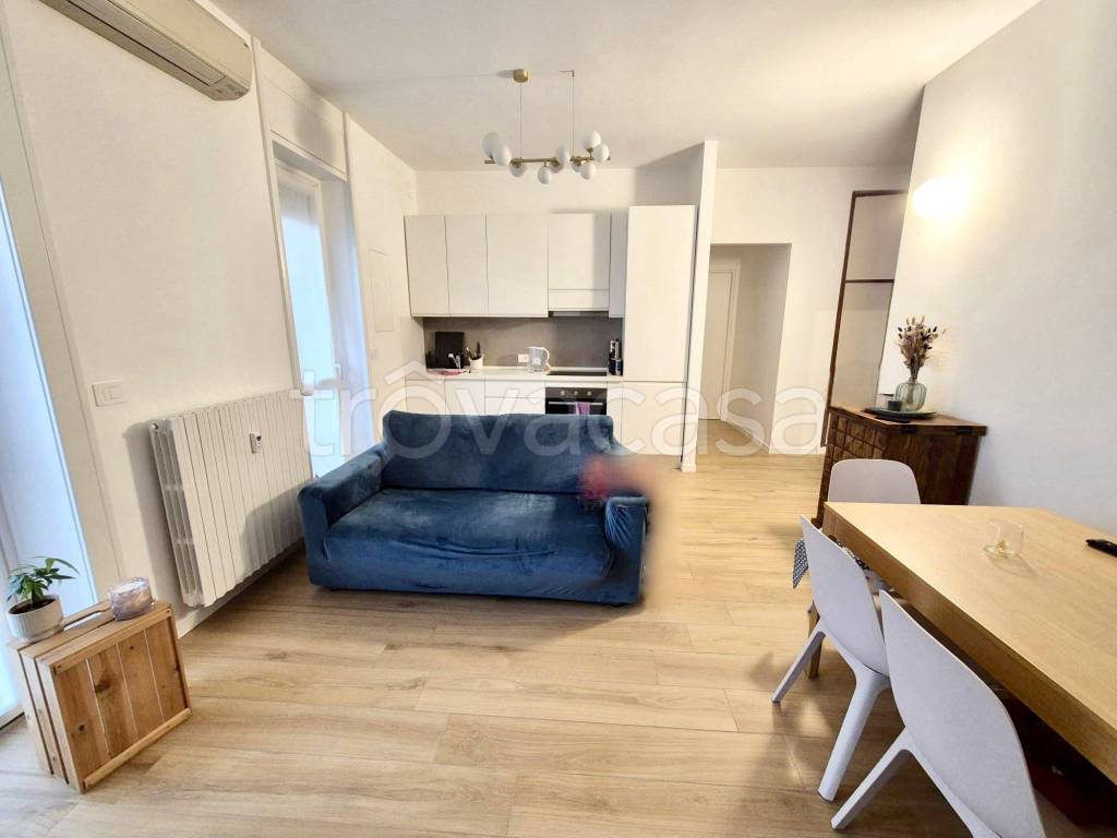 appartamento in affitto a Milano