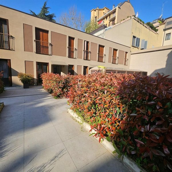 casa indipendente in affitto a Milano