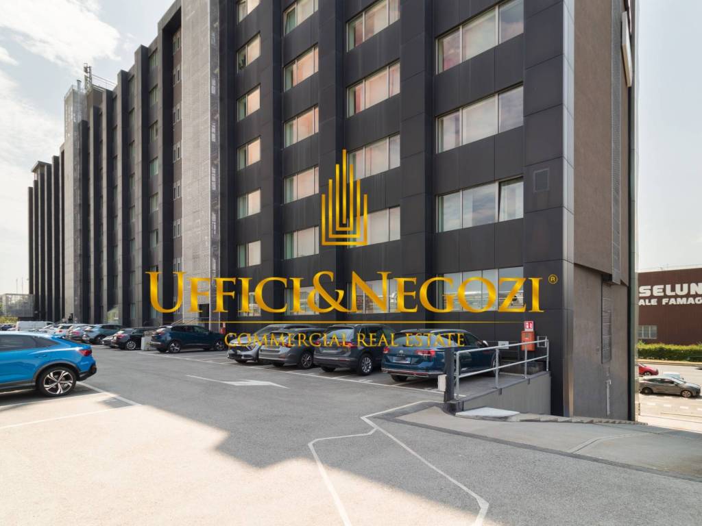 ufficio in affitto a Milano in zona Famagosta