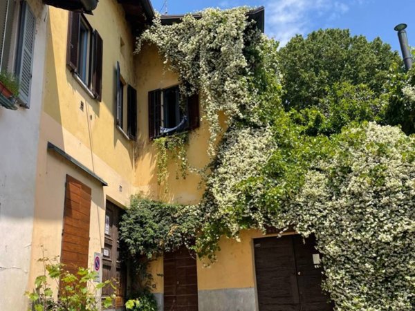 appartamento in affitto a Milano in zona Porta Genova