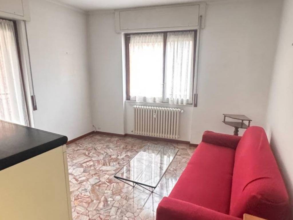 appartamento in affitto a Milano in zona Adriano