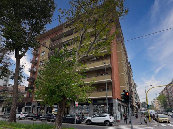 appartamento in affitto a Milano in zona Famagosta