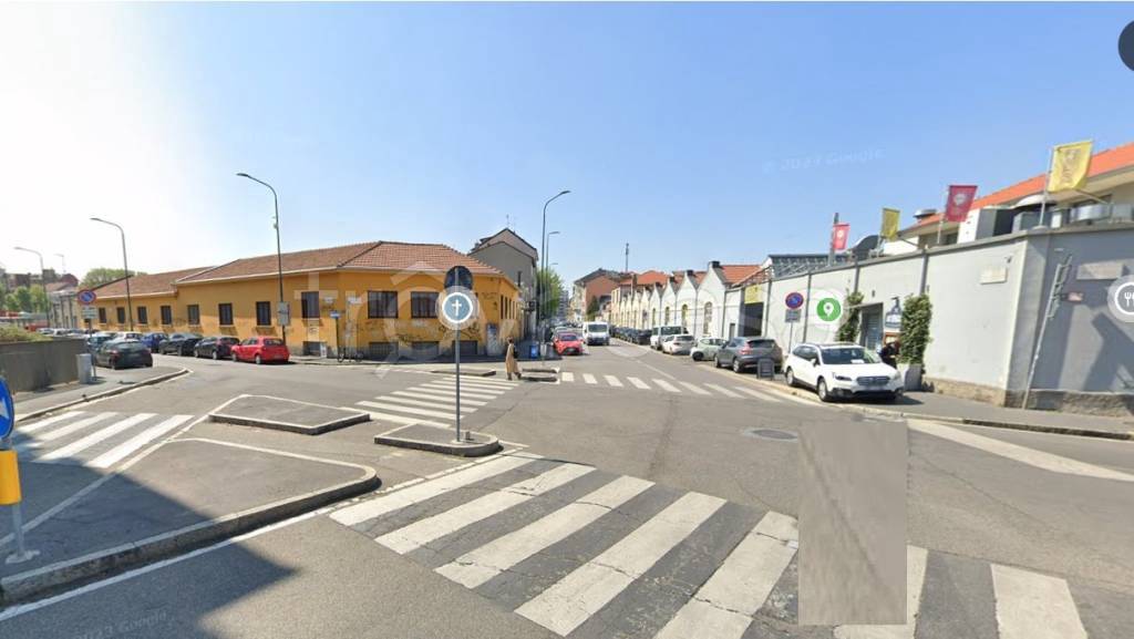 intera palazzina in affitto a Milano in zona Bovisa