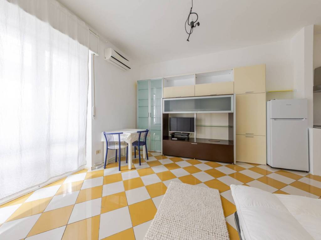 appartamento in affitto a Milano in zona Vigentino