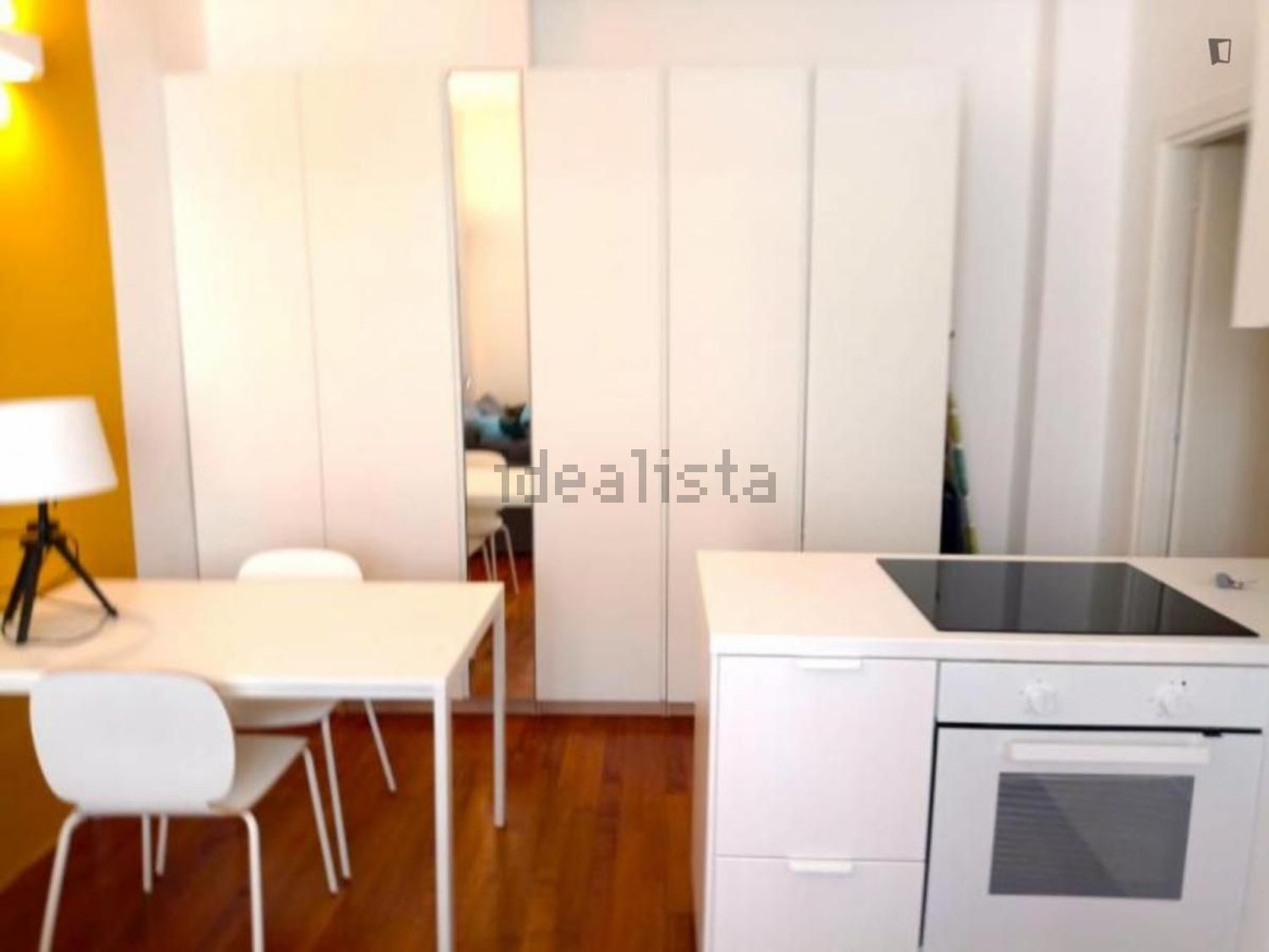 appartamento in affitto a Milano in zona Lorenteggio