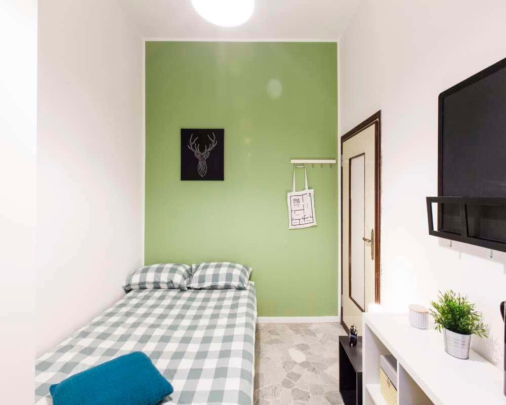 negozio in affitto a Milano in zona Lorenteggio