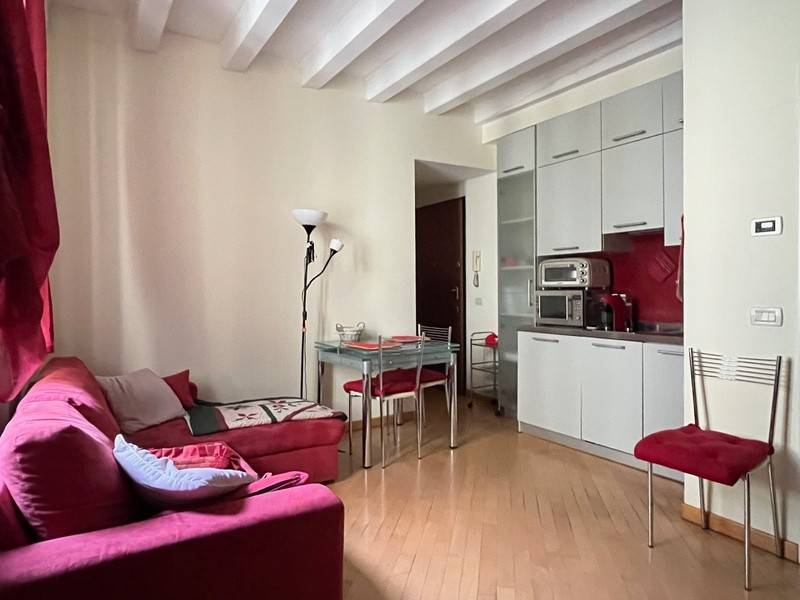 appartamento in affitto a Milano in zona Porta Romana