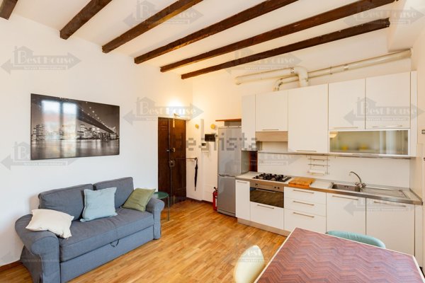 appartamento in affitto a Milano in zona Isola