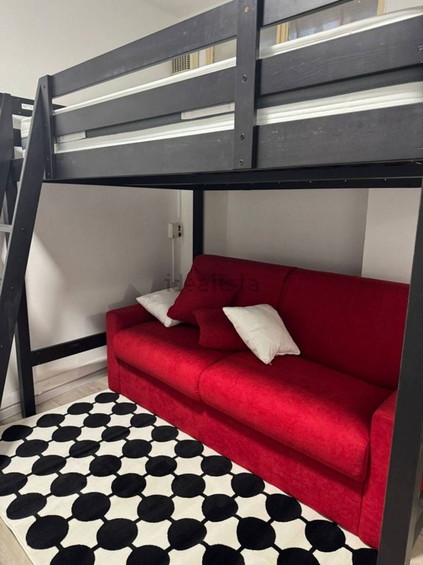 monolocale in affitto a Milano in zona Sant'Ambrogio