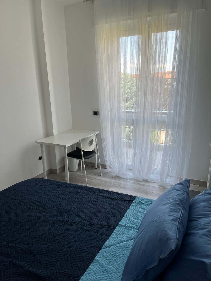 negozio in affitto a Milano in zona Quarto Oggiaro