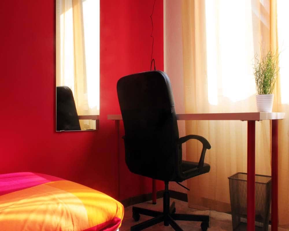 negozio in affitto a Milano in zona Lorenteggio