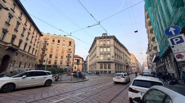negozio in affitto a Milano