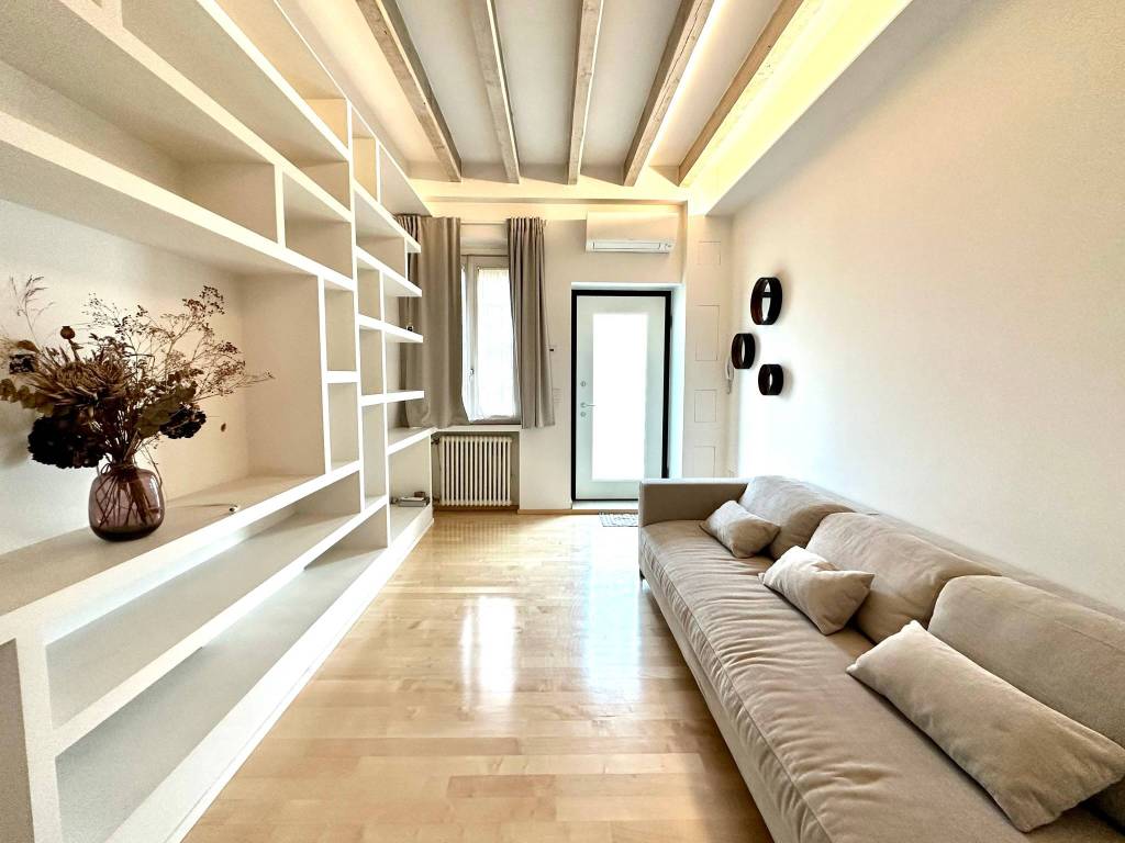 appartamento in affitto a Milano in zona Isola