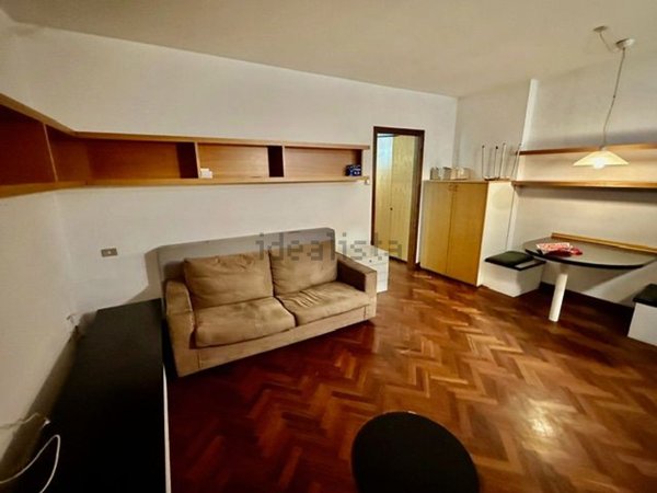 appartamento in affitto a Milano in zona Vigentino