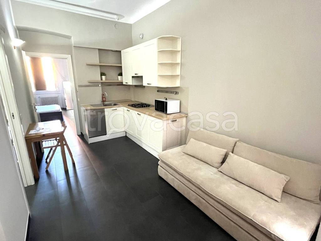 appartamento in affitto a Milano in zona Bocconi