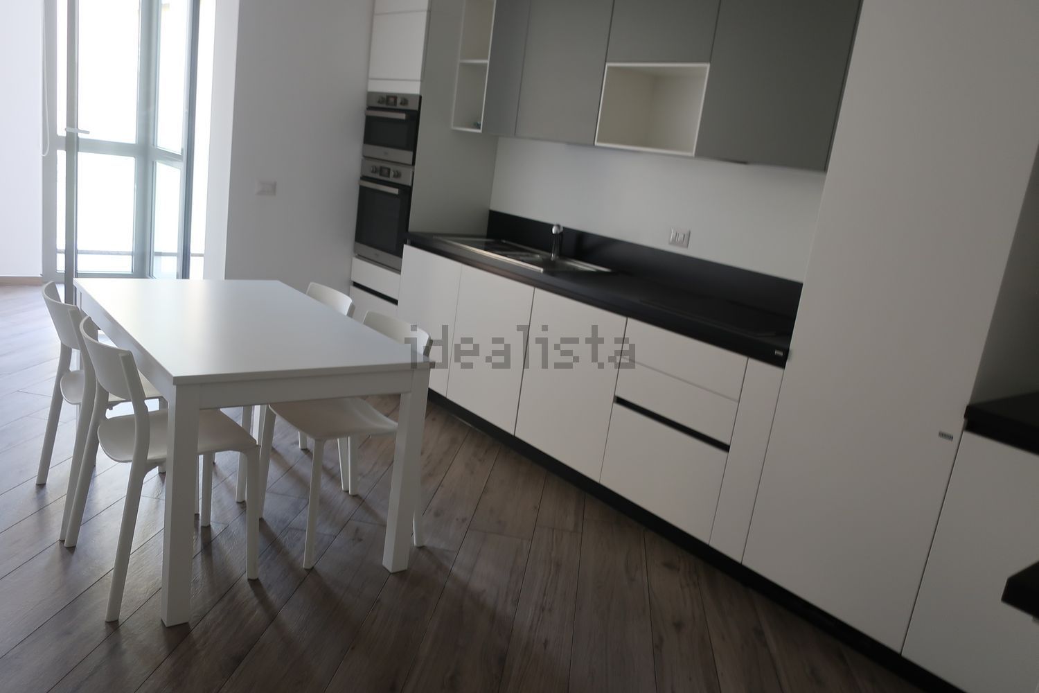 appartamento in affitto a Milano in zona Porta Nuova