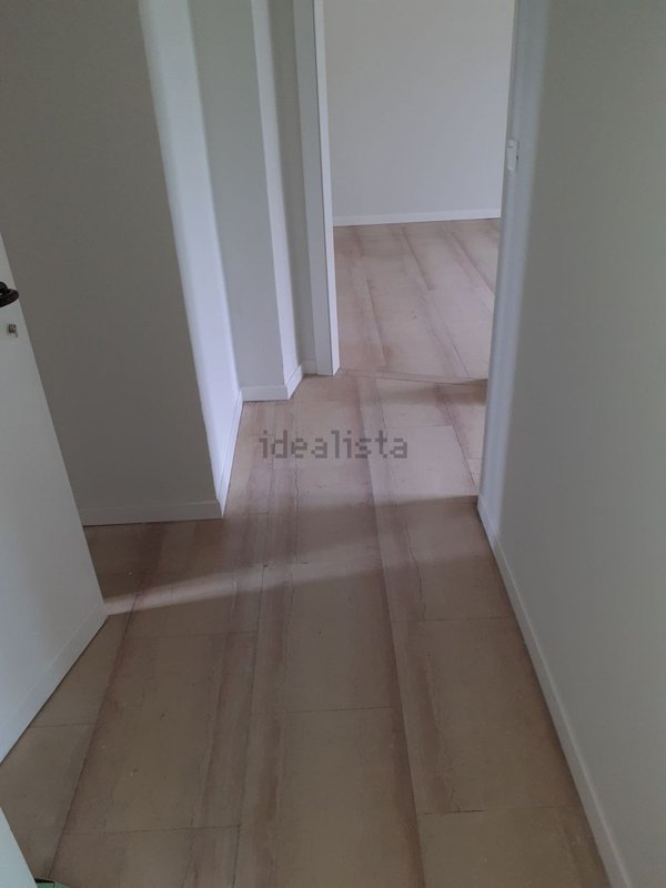 appartamento in affitto a Milano in zona Lorenteggio