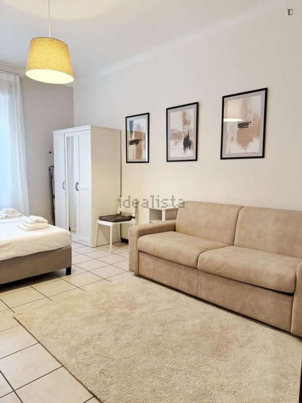 appartamento in affitto a Milano in zona Porta Genova