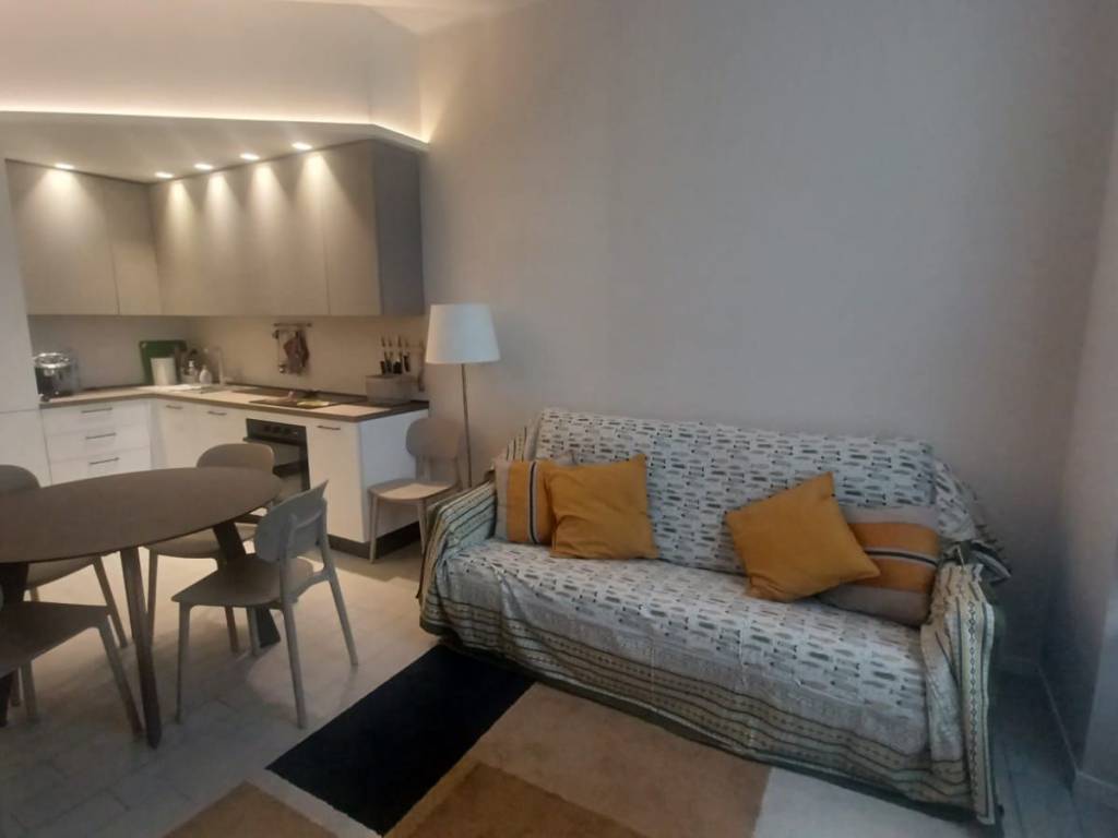 appartamento in affitto a Milano in zona Guastalla