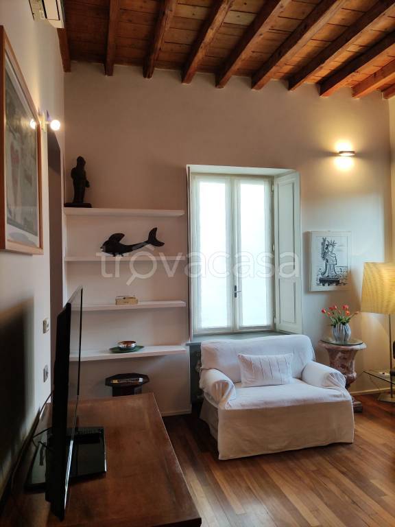 appartamento in affitto a Milano in zona Porta Genova