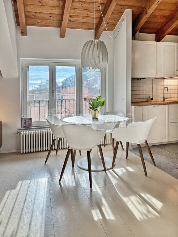 appartamento in affitto a Milano in zona Solari