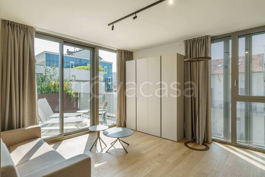 appartamento in affitto a Milano in zona Barona