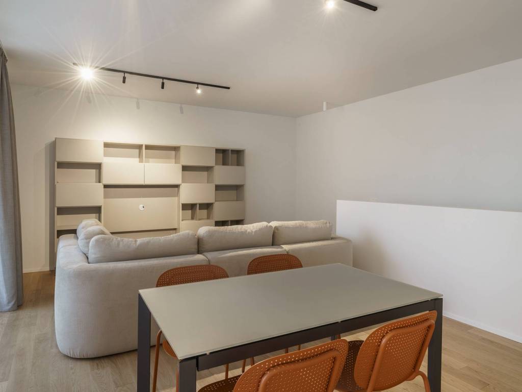 appartamento in affitto a Milano in zona Famagosta