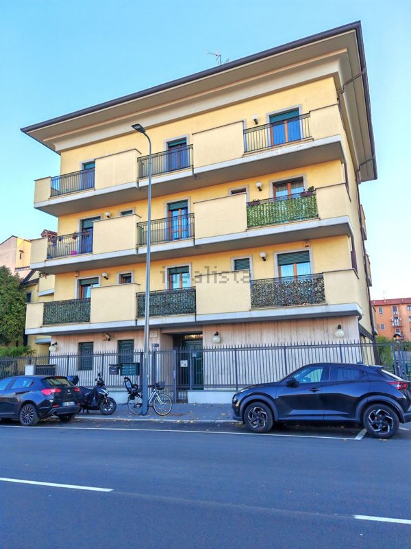 appartamento in affitto a Milano in zona Lambrate