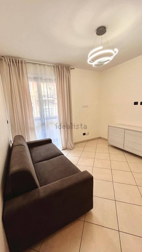 appartamento in affitto a Milano in zona Famagosta