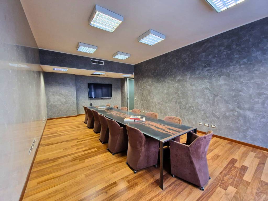 ufficio in affitto a Milano in zona Centro Direzionale