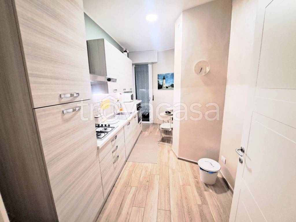 appartamento in affitto a Milano in zona Corvetto