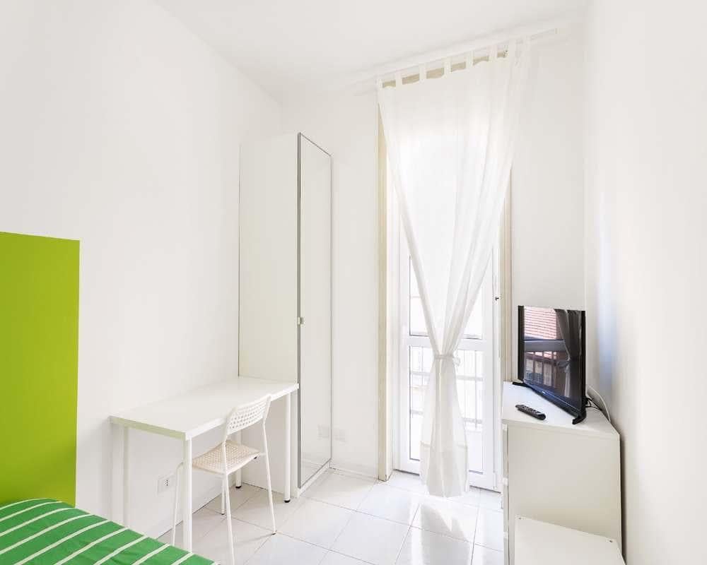 negozio in affitto a Milano