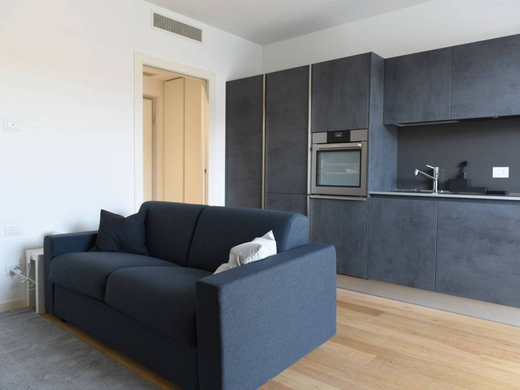 appartamento in affitto a Milano in zona Famagosta