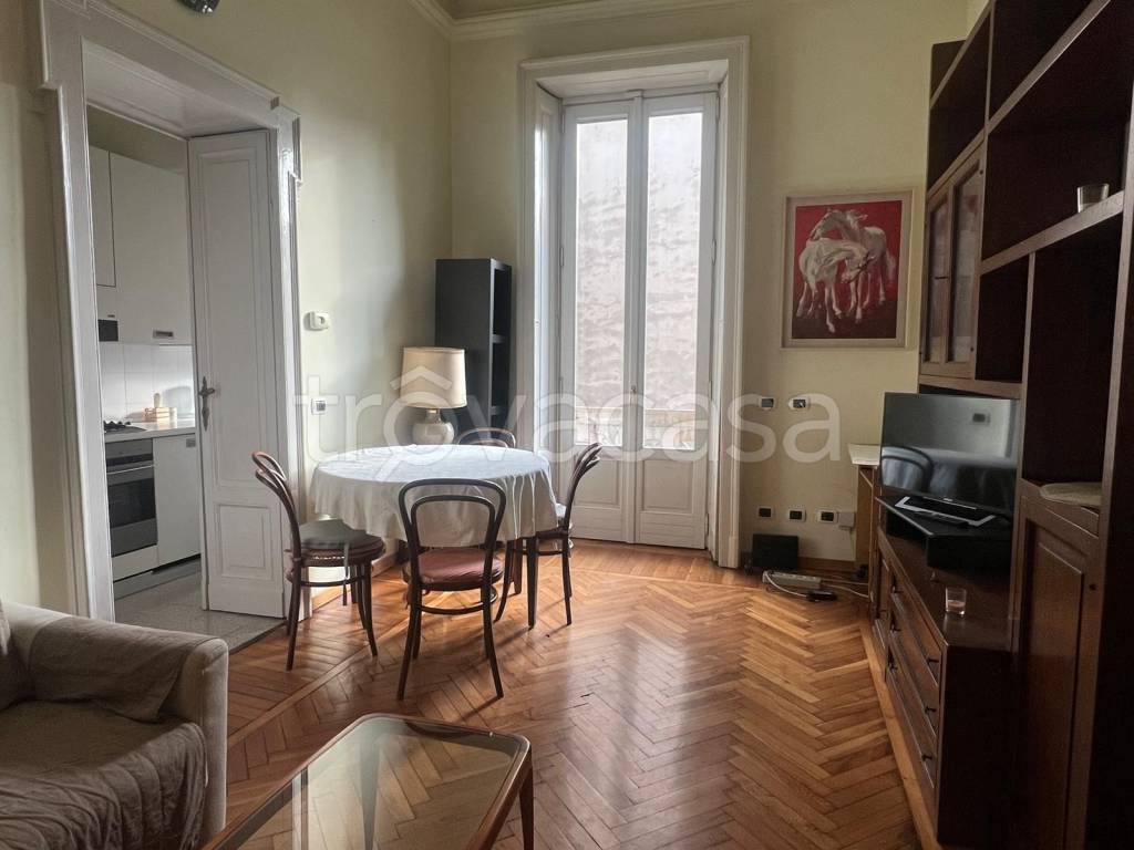 appartamento in affitto a Milano
