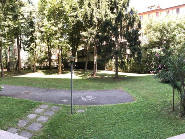 appartamento in affitto a Milano in zona Isola