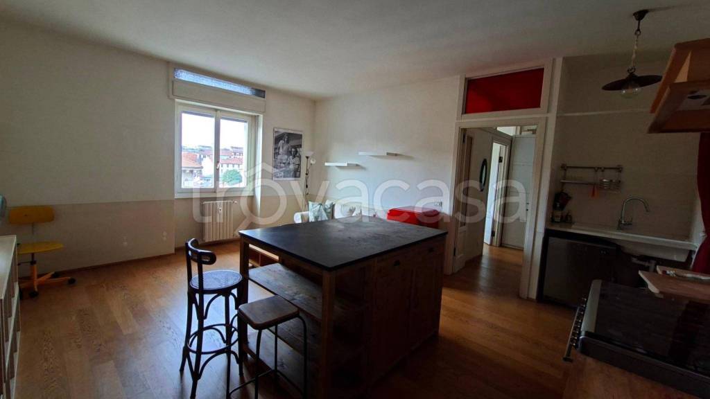 appartamento in affitto a Milano in zona Solari