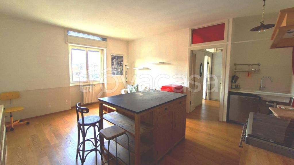 appartamento in affitto a Milano in zona Solari