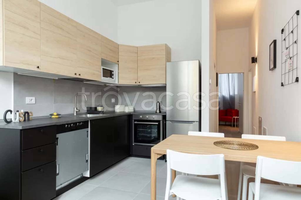 appartamento in affitto a Milano in zona Famagosta