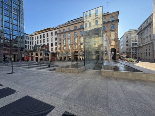 negozio in affitto a Milano