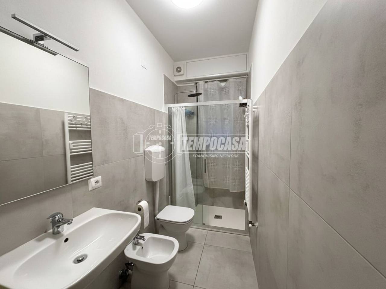 negozio in affitto a Milano in zona Bicocca