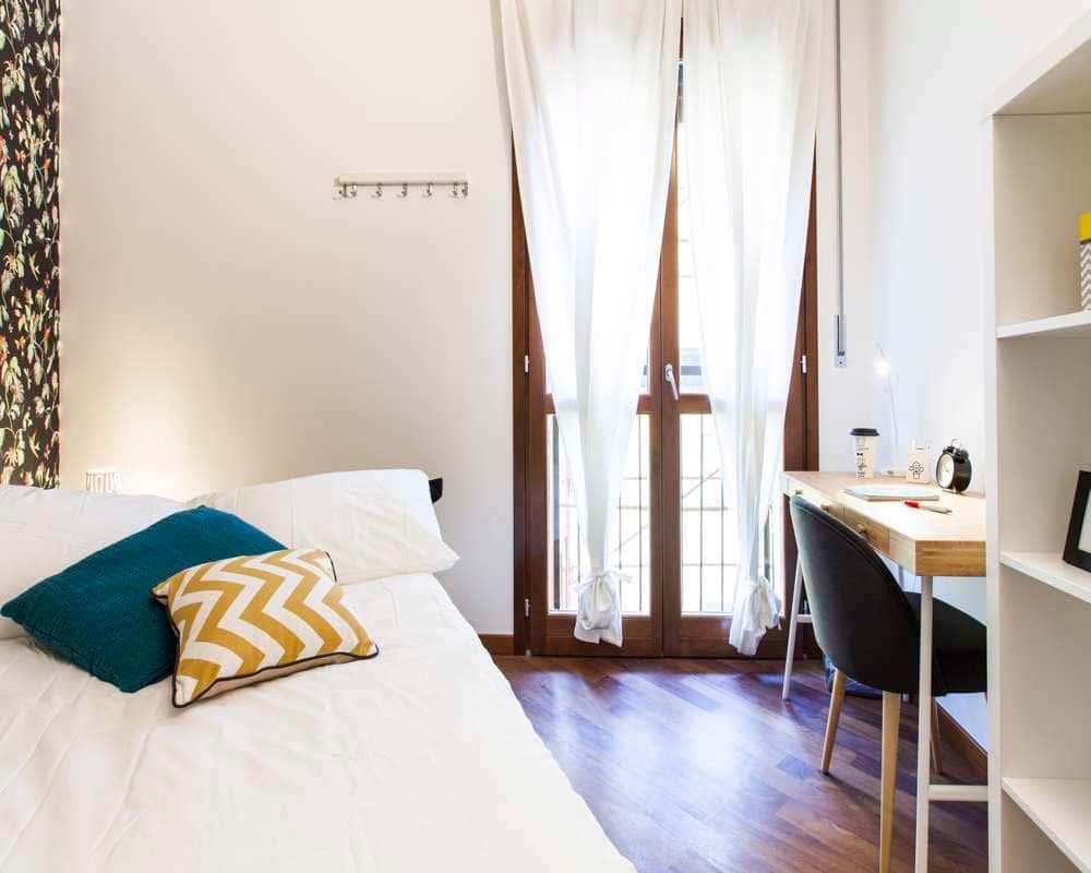 negozio in affitto a Milano in zona Piazzale Lodi