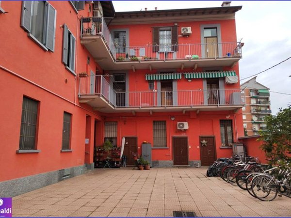 appartamento in affitto a Milano in zona Forze Armate