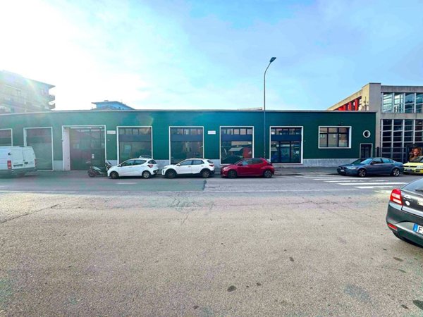 negozio in affitto a Milano in zona Lambrate