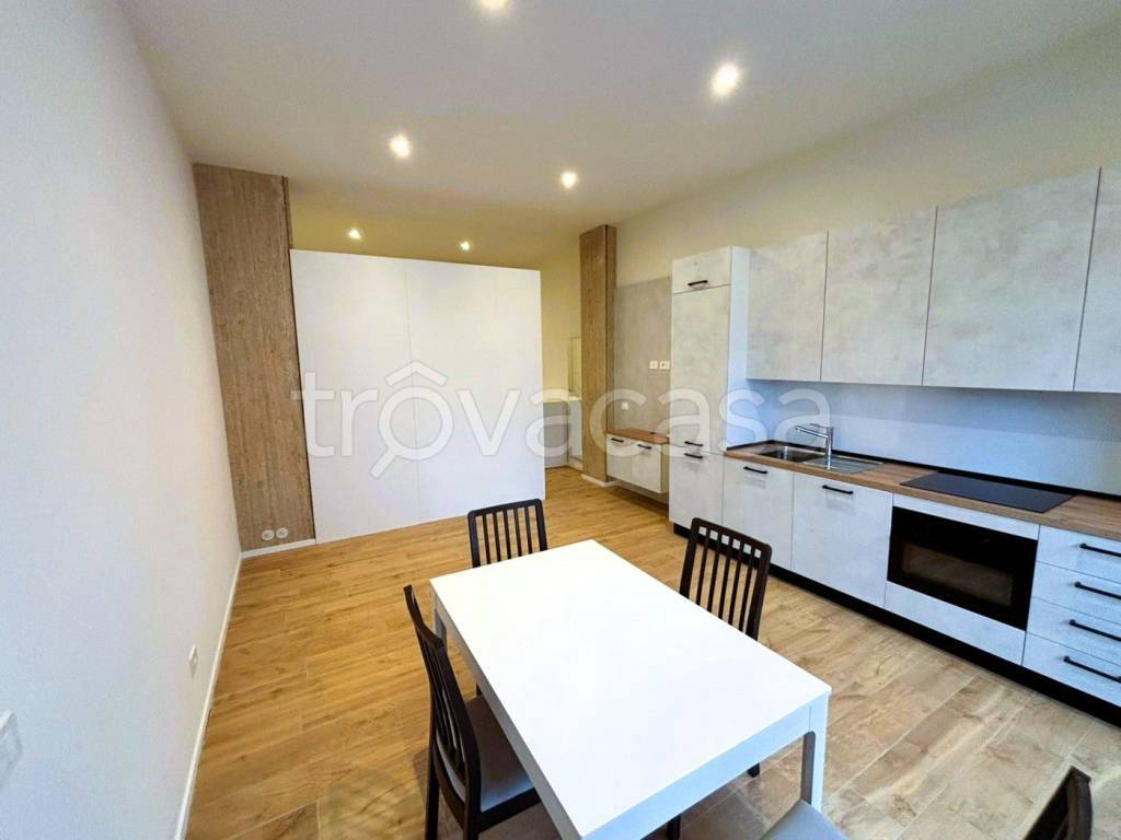 appartamento in affitto a Milano in zona Città Studi