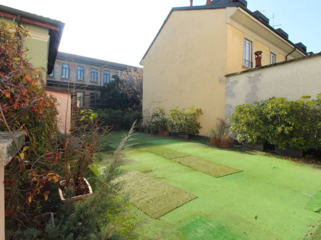 appartamento in affitto a Milano in zona Guastalla