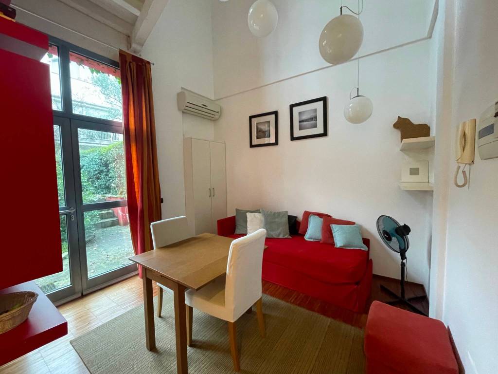 appartamento in affitto a Milano in zona Famagosta